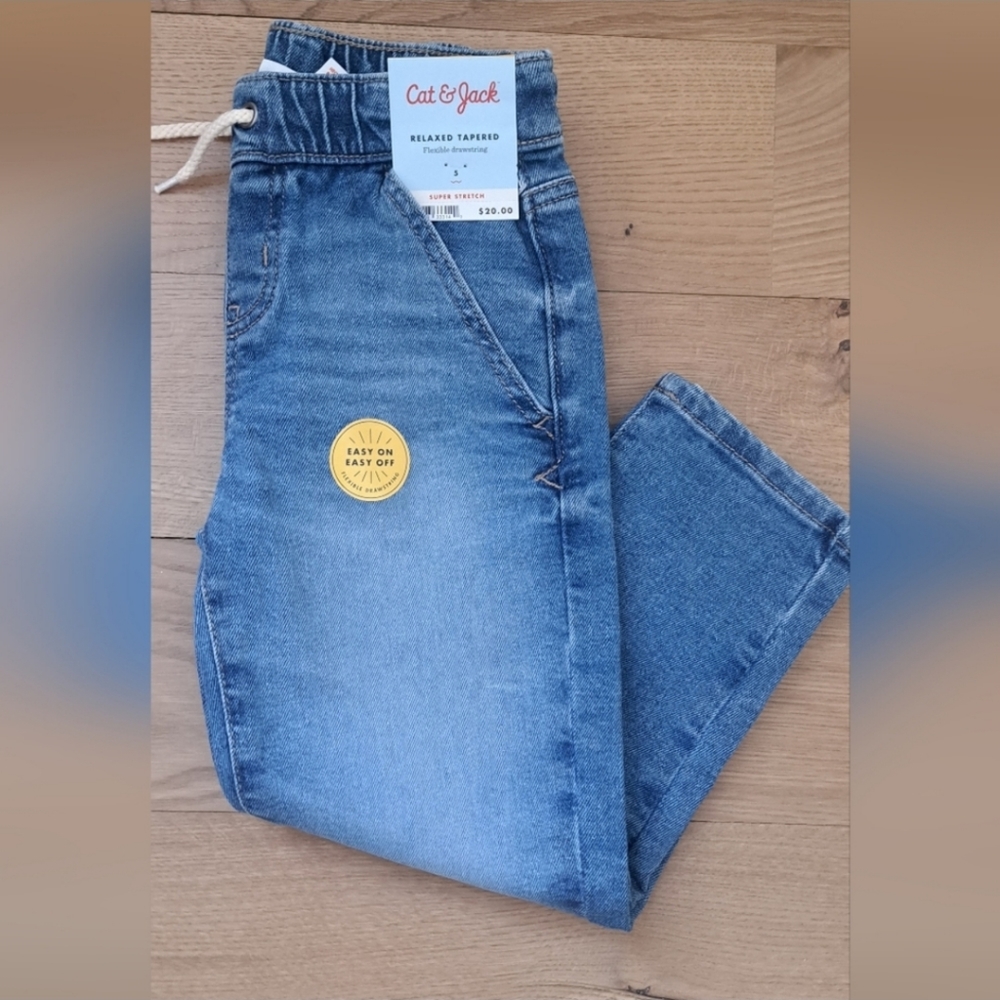 CAT&JACK Boys Relaxed Tapered Jeans